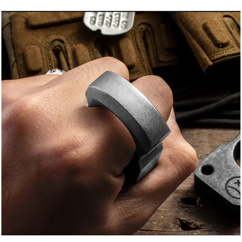 Alloy Steel Outdoor Survival Tool EDC Window Breaker